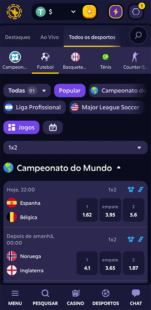 Escolha o azarão da partida de futebol para apostar no site Roobet.